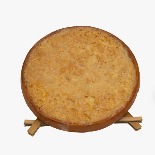বগুড়ার দই-প্রতি কেজি ৫০০ টাকা